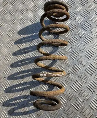 Volkswagen Touran I Rear coil spring 