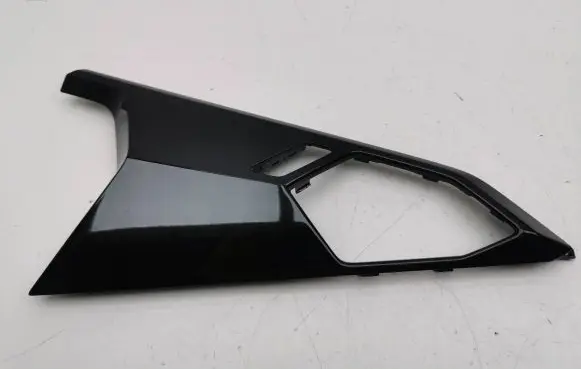 Audi A1 Front door interior handle trim 82A959522D