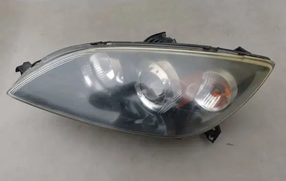 Mazda 3 I Headlight/headlamp