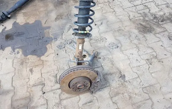 Skoda Superb B6 (3T) Front wheel hub spindle knuckle