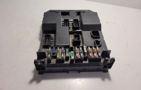 Peugeot 307 Comfort/convenience module 9651197680 9651196980 00176660300903