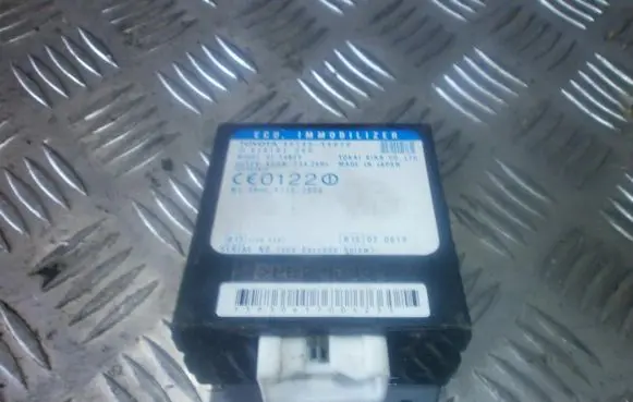 Toyota Avensis Verso Immobilizer control unit/module 8978044030 626163000