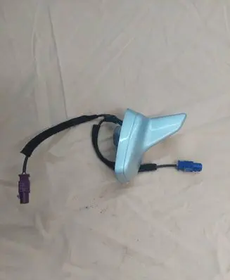 Audi A4 S4 B8 8K Aerial GPS antenna 8K9035503E