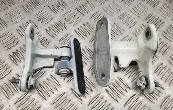 Mercedes-Benz GLA W156 X156 Front door hinge set 
