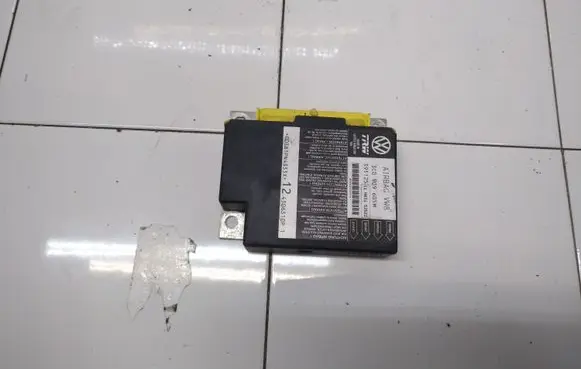 Volkswagen PASSAT B6 Airbag control unit/module 3C0909605M