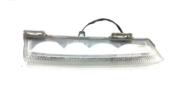 Mercedes-Benz B W246 W242 Front fog light A2049069100 ZB606003 D010606