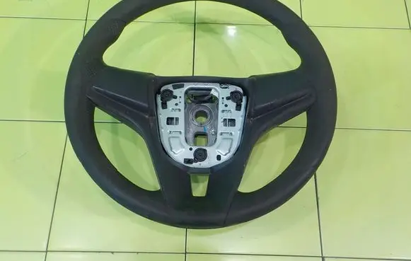 Chevrolet Orlando Steering wheel 95227475 14AB145