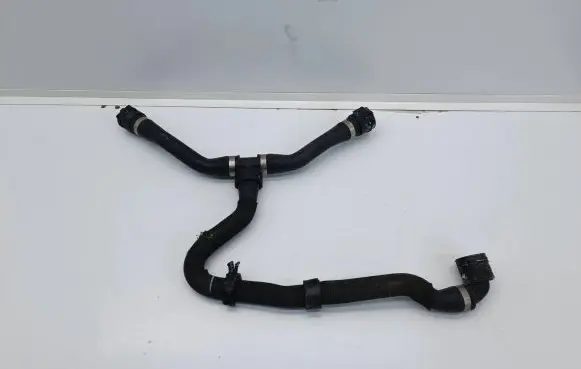 BMW M5 F90 Engine coolant pipe/hose 738000785