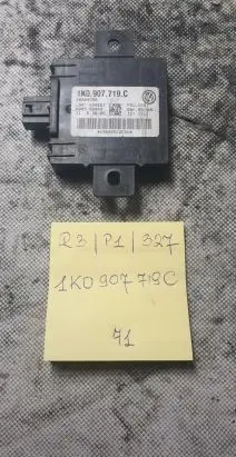 Audi A3 S3 A3 Sportback 8P Alarm control unit/module 1K0907719C