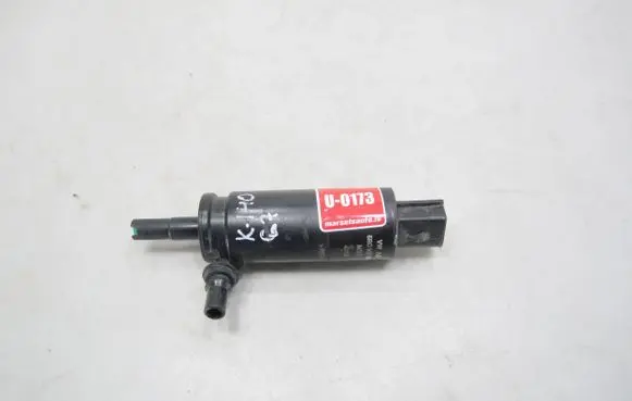 Volkswagen Golf VII Windscreen/windshield washer pump 6R0955681
