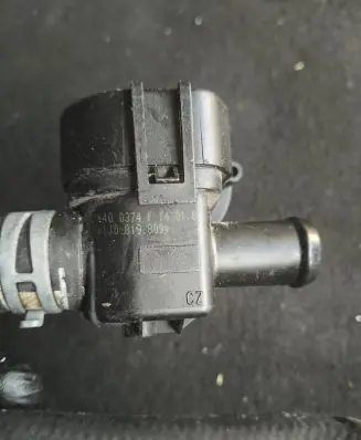 Audi Q5 SQ5 Coolant heater control valve 1J0819809