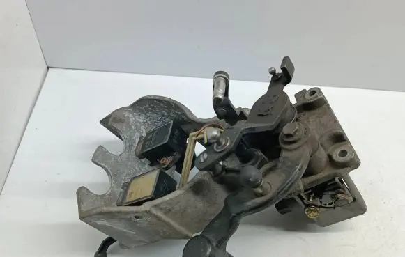Mercedes-Benz A W168 Gear selector/shifter in gearbox 0015424818 0015424718