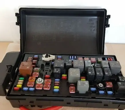 Fuse box set