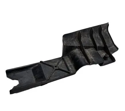 Opel Vivaro Intercooler air guide/duct channel 8200414165 93854401 1020481