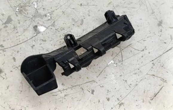 Audi A6 S6 C7 4G Rear bumper mounting bracket 4G5807890