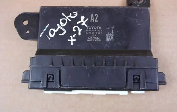 Toyota Camry VIII XV70 Other control units/modules 8865033D21