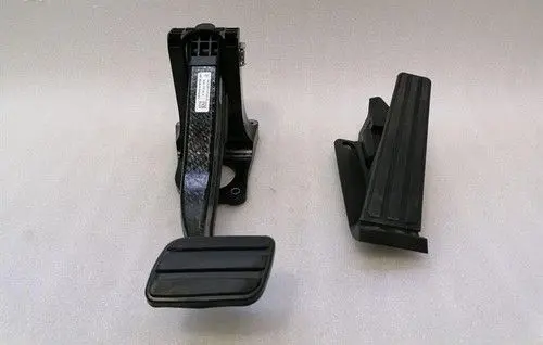 Audi E-tron GT Accelerator throttle pedal 9J1721507