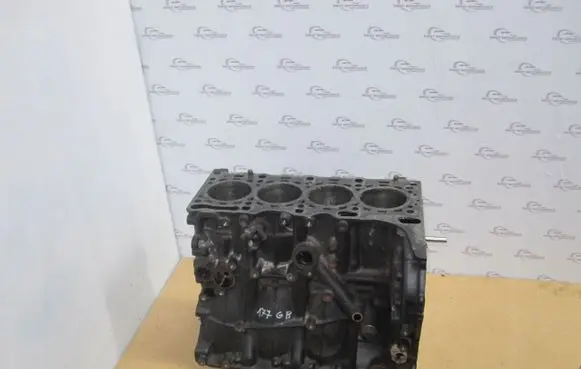 Mercedes-Benz C W205 Engine block R6510111401