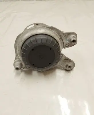 Mercedes-Benz E W213 Engine mount bracket A2132403400