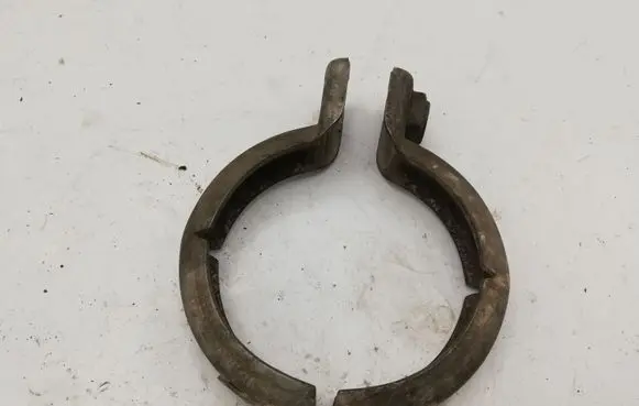 Mercedes-Benz ML W164 Muffler pipe connector clamp A2034900641