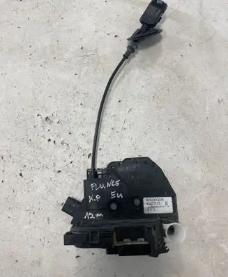 Renault Fluence Front door lock 805030020R 40517173 10517173