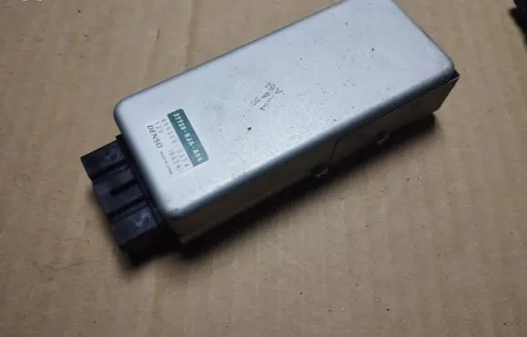 Honda Legend Fuel injection pump control unit/module 37720RJAA04