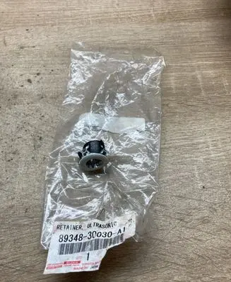 Toyota Auris 150 Rear parking sensor holder (PDC) 8934830030