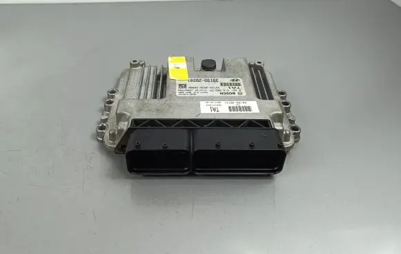 Hyundai Tucson LM Engine control unit/module 0261S14602 391992B201