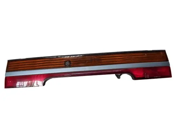 Mitsubishi Space Wagon Tailgate rear/tail lights