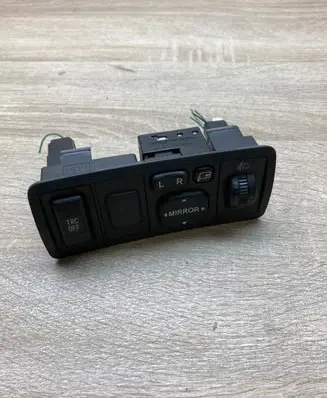 Toyota Avensis T250 Wing mirror switch 8415205051 TR8801