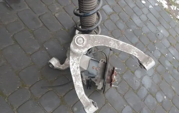 Infiniti Q50 Front wheel hub spindle knuckle