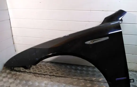 Alfa Romeo 159 Fender