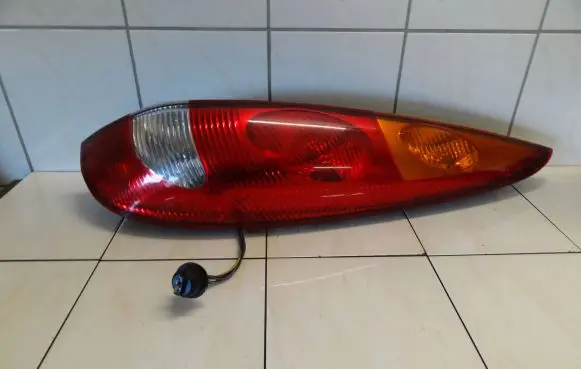 Nissan Almera Tino Rear/tail lights 26550-BU200