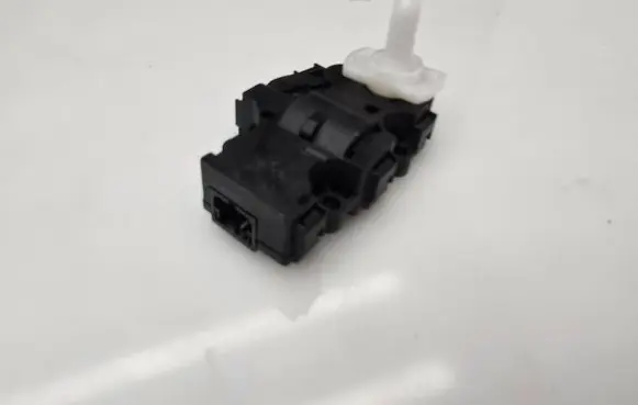 Mercedes-Benz Sprinter W907 W910 Air flap motor/actuator CZ113930 010724