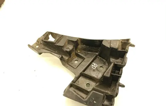 Volvo S60 Front bumper mounting bracket 31425464