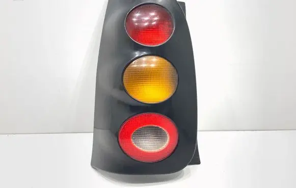 Smart ForTwo I Rear/tail lights 0001959V002