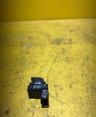 Volkswagen PASSAT B6 Electric window control switch 1F0959855
