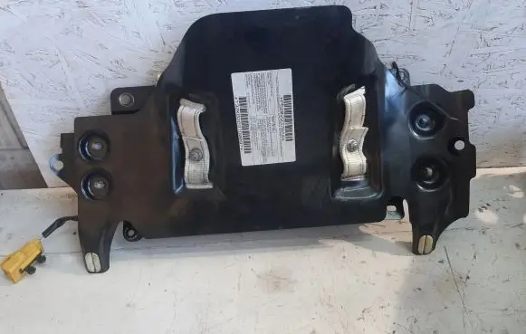 Chrysler Voyager Knee airbag P52029376AA