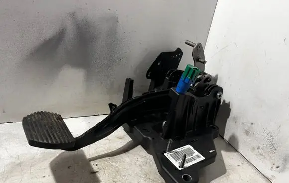 Citroen C5 Brake pedal 9666788380 262250P