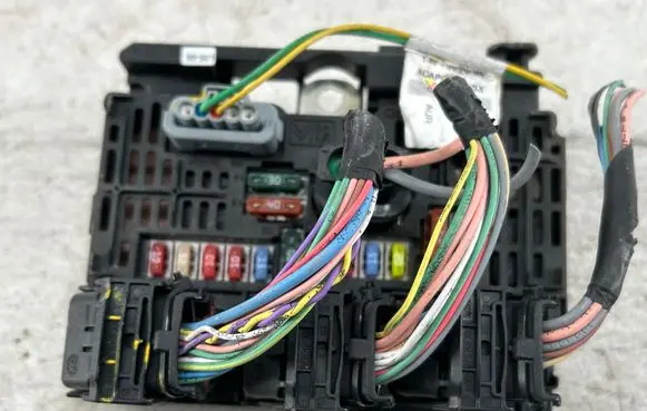 Peugeot 308 Fuse box set 9661682880 S118983005