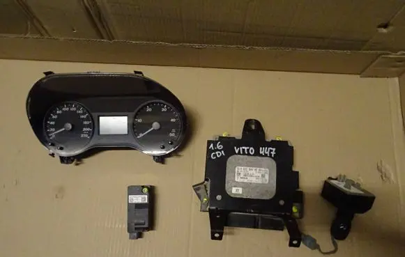 Mercedes-Benz Vito Viano W447 Engine control unit/module A6229000500 A6229010100 0281031326