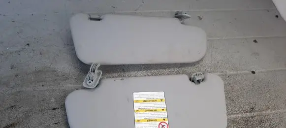 Mazda 3 I Sun visor