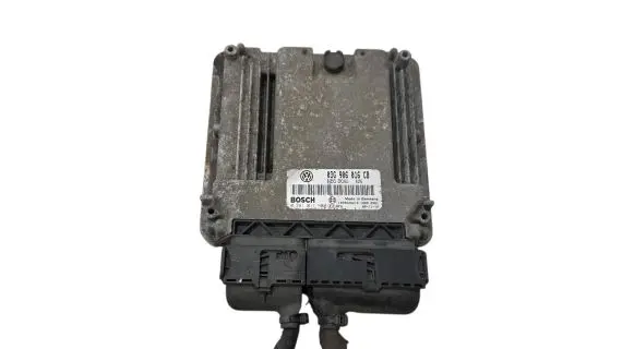 Volkswagen Golf V Engine control unit/module 03G906016CB 1039S06216 0281011900