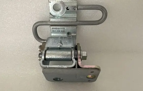 Volkswagen PASSAT CC Rear door hinge set 3C8833411B