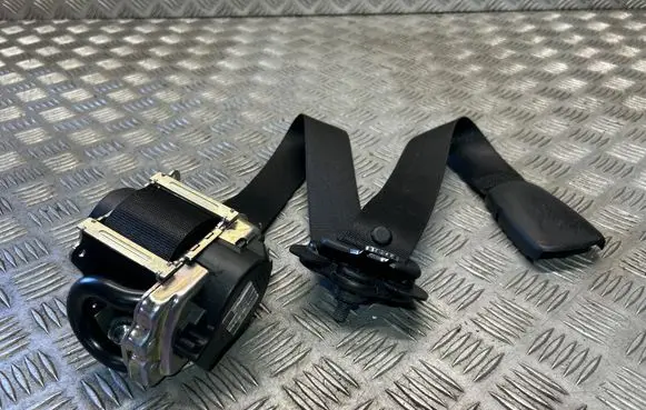 BMW 2 F45 Front seatbelt 627941400