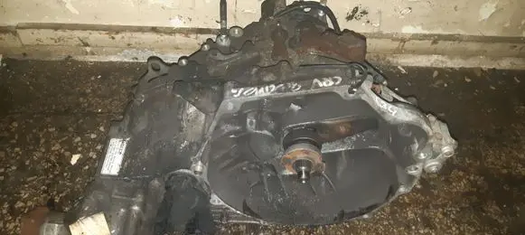 Honda CR-V Manual 6 speed gearbox MBE9