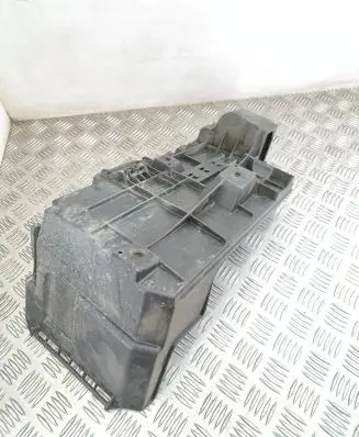 Opel Signum Battery box tray 24413805