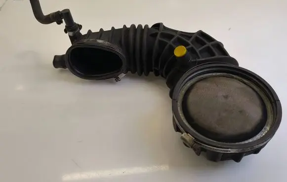 Audi 80 90 B3 Air intake hose/pipe 026133357G 0246791