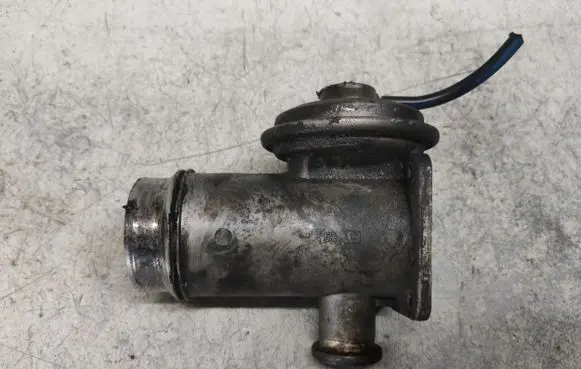 BMW 3 E90 E91 EGR valve 70051200