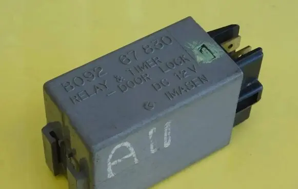 Mazda MX-3 Other relay B09267830